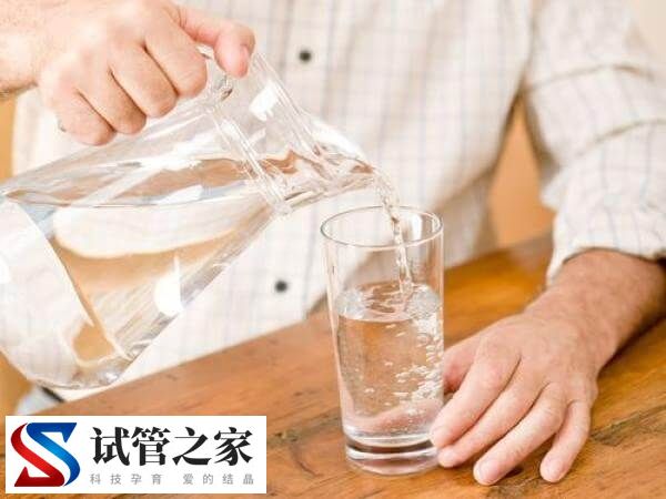 不爱喝水对身体的危害有哪些(图1)