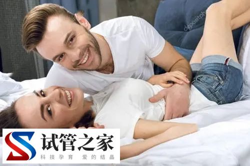 把精力放在彼此的身上 要再学些性技巧(图2) 把精力放在彼此的身上 要再学些性技巧(图2)