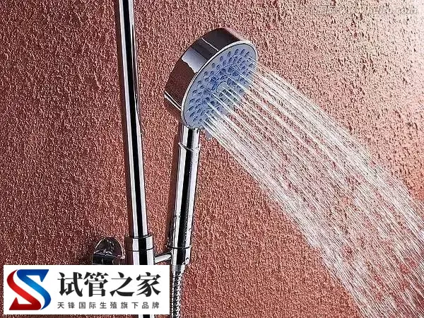 女性打夜针后能不能洗头发(图2) 女性打夜针后能不能洗头发(图2)