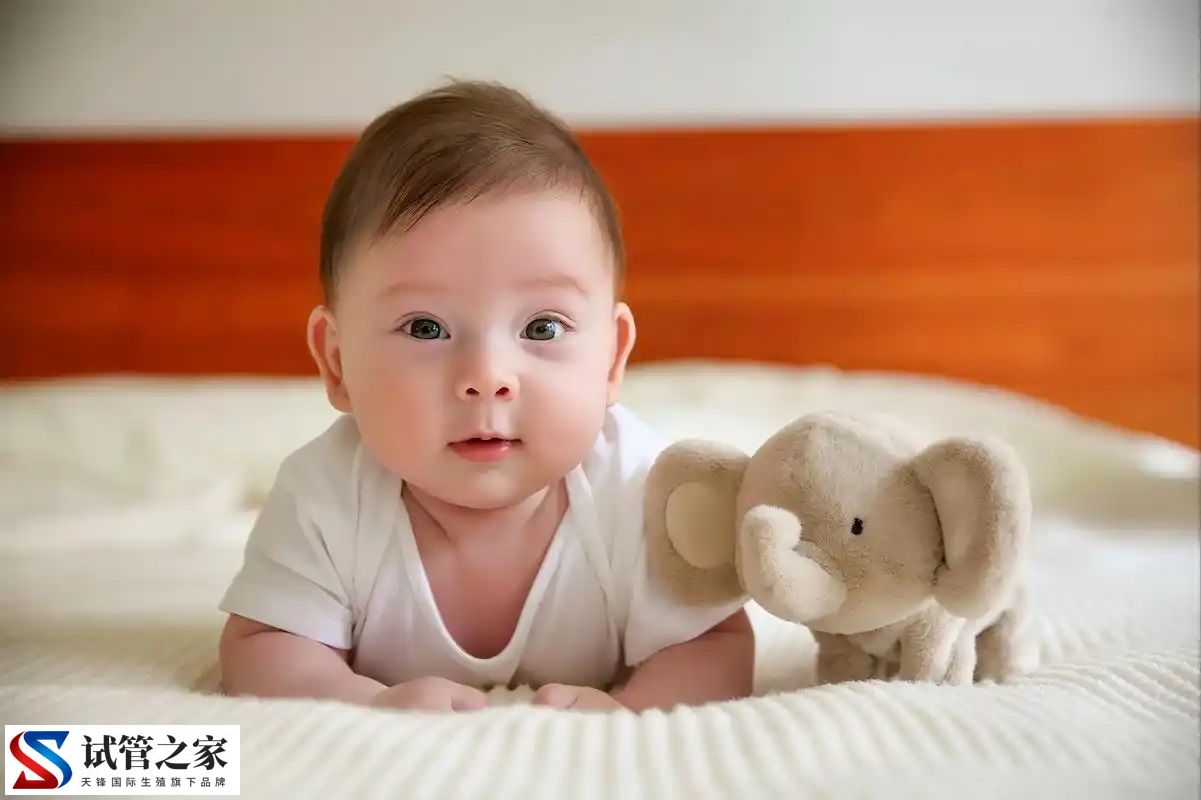 混血儿人类幼崽可爱瞬间